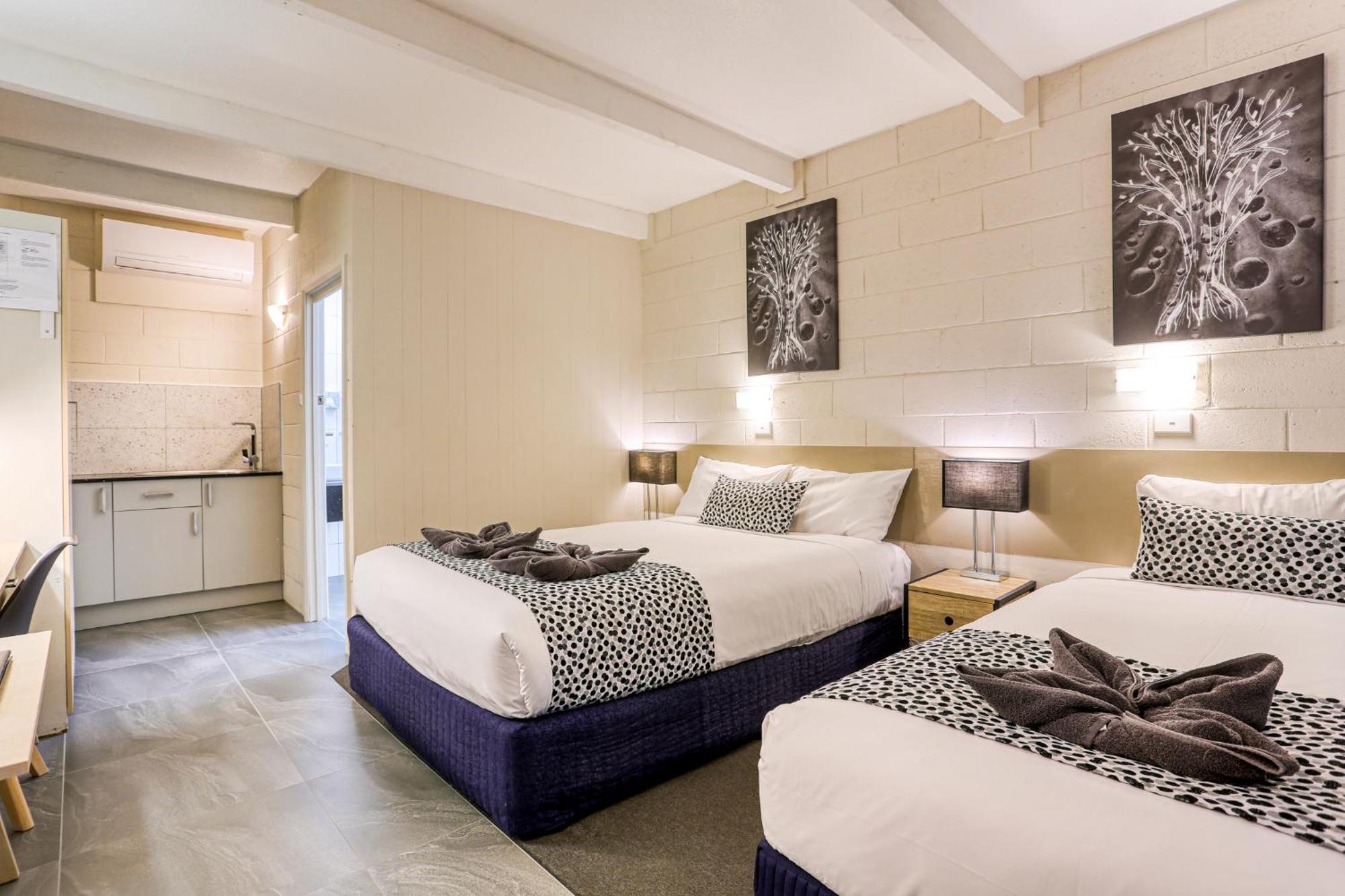 Castle Creek Motor Inn Euroa Kültér fotó