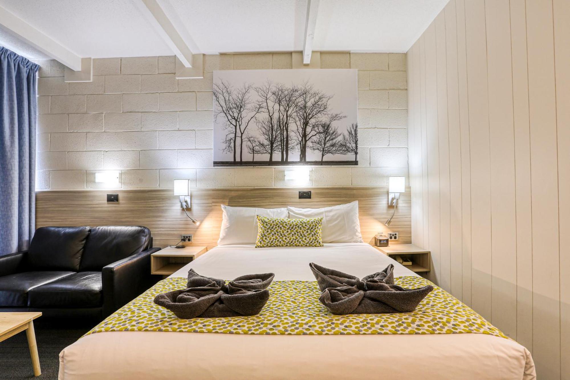 Castle Creek Motor Inn Euroa Kültér fotó
