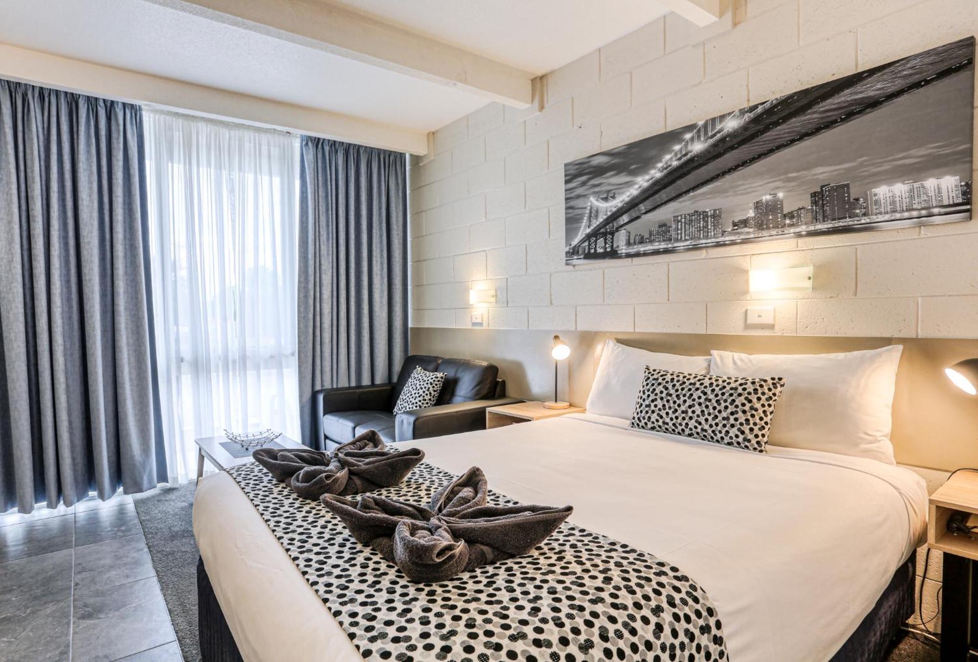Castle Creek Motor Inn Euroa Kültér fotó