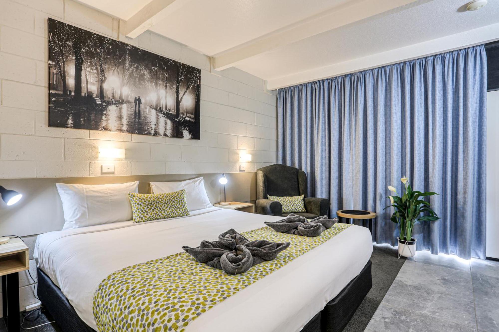 Castle Creek Motor Inn Euroa Kültér fotó