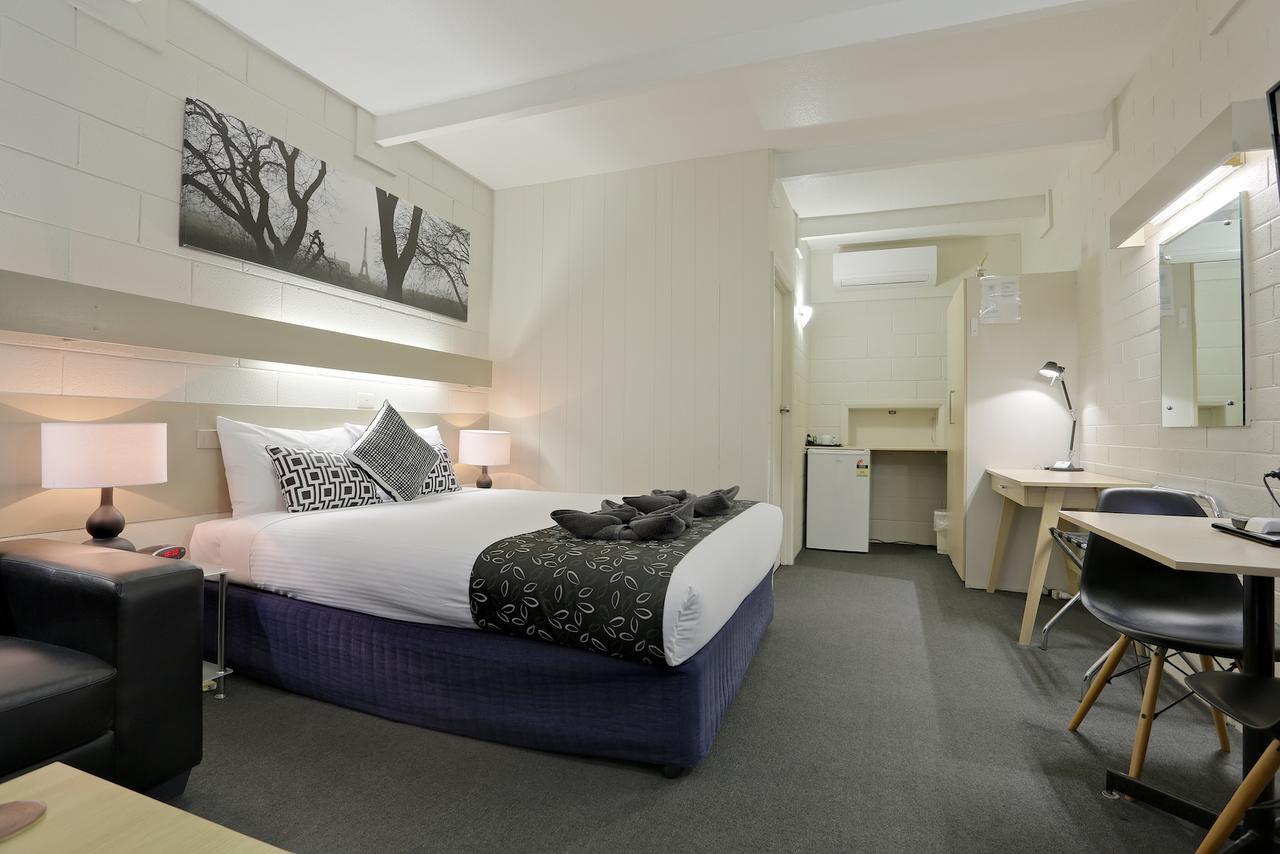 Castle Creek Motor Inn Euroa Kültér fotó