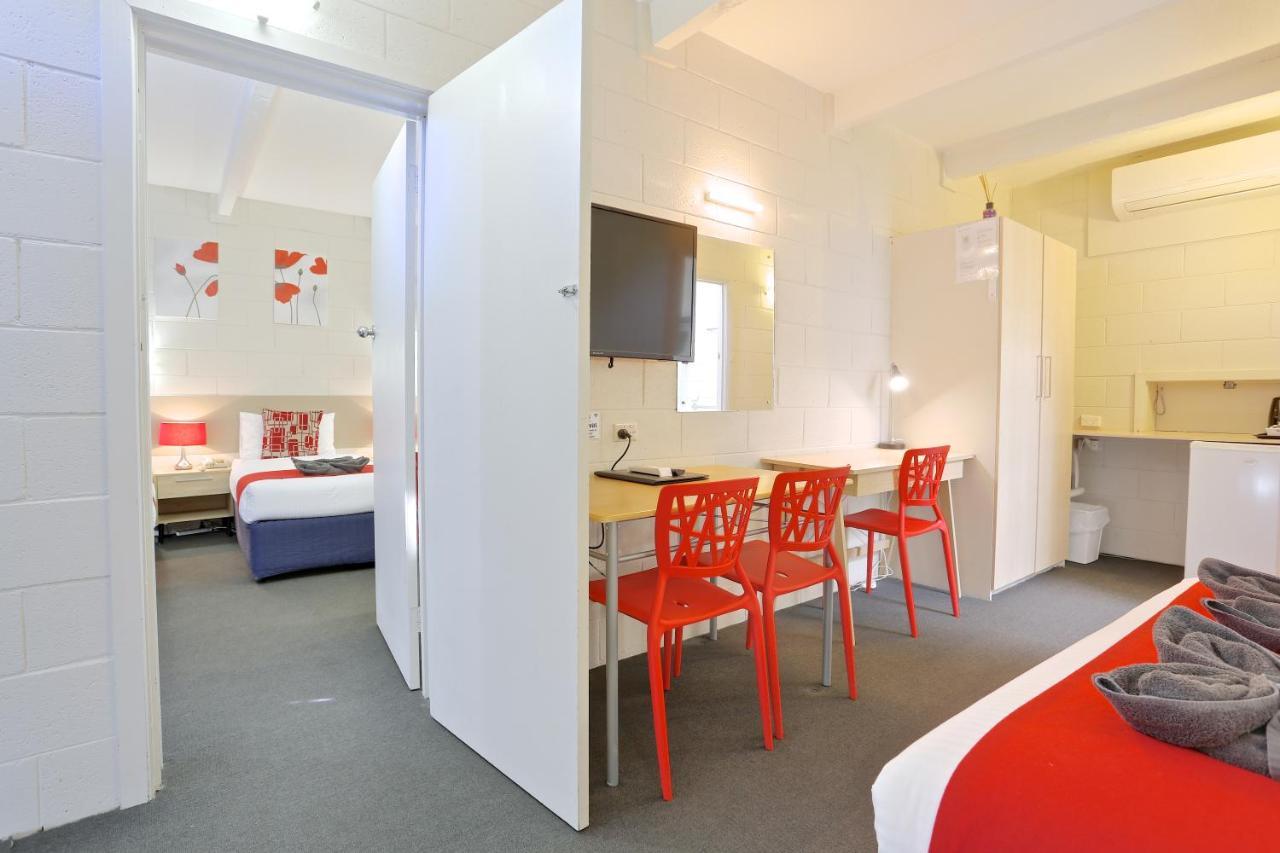 Castle Creek Motor Inn Euroa Kültér fotó